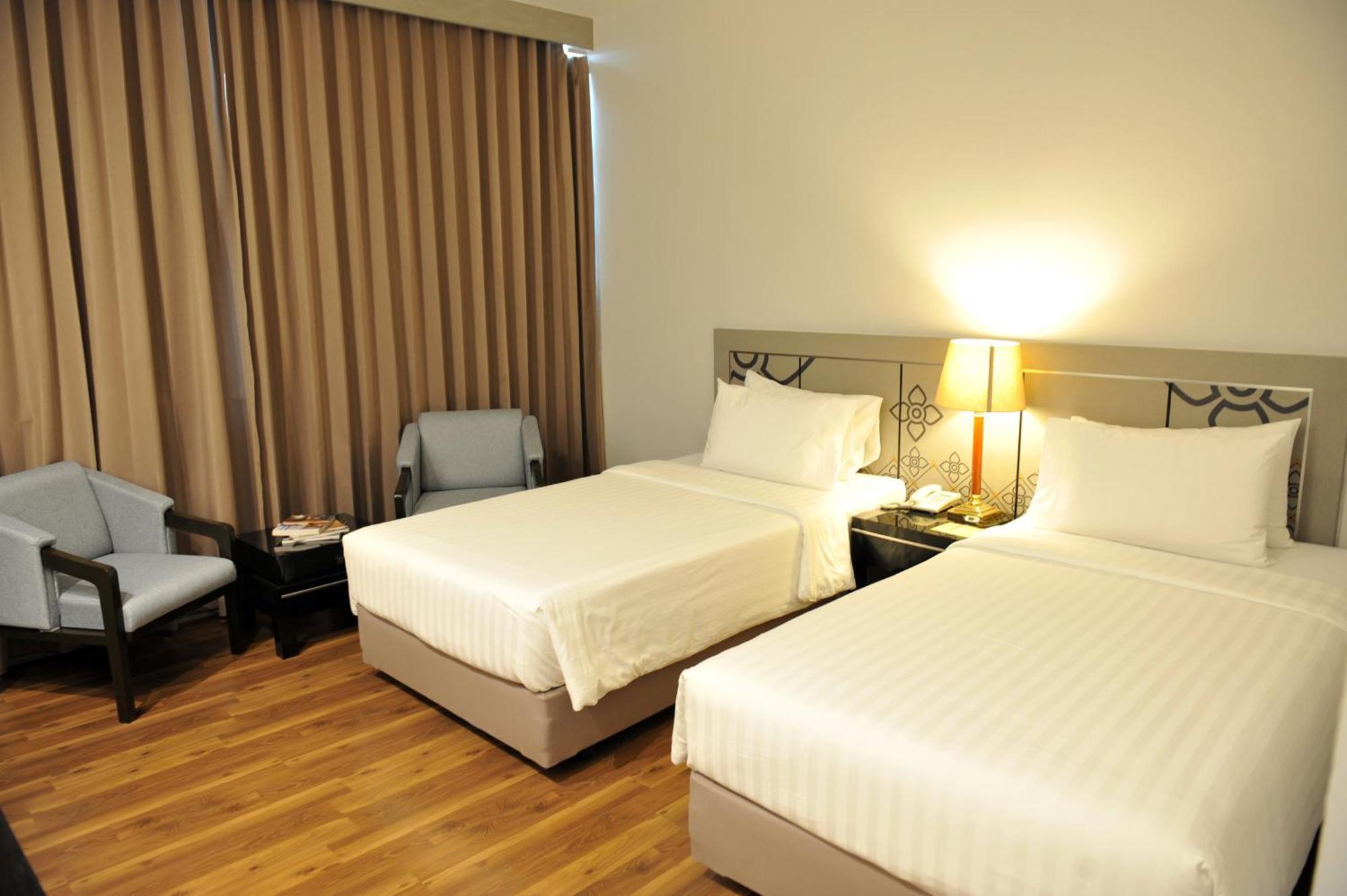 New Season Hotel Hat Yai Extérieur photo