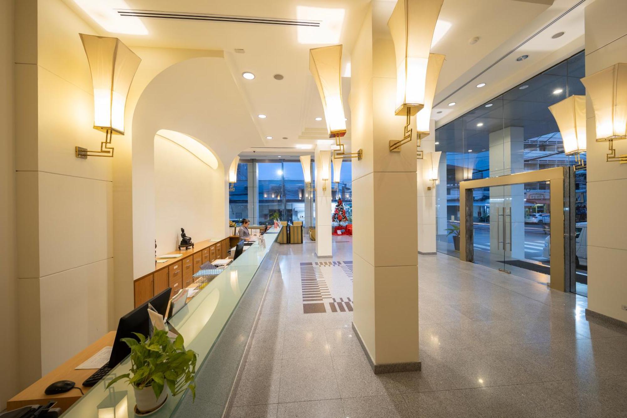 New Season Hotel Hat Yai Extérieur photo