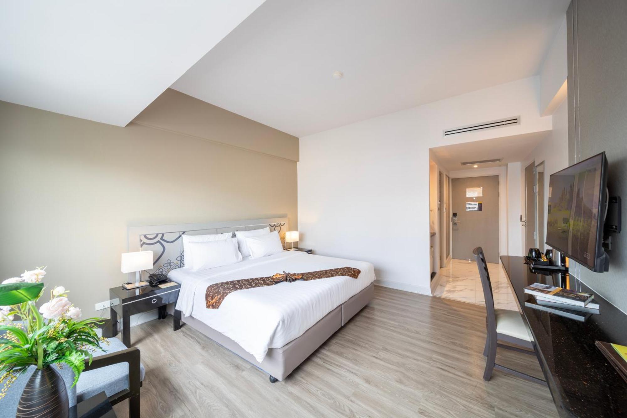 New Season Hotel Hat Yai Extérieur photo