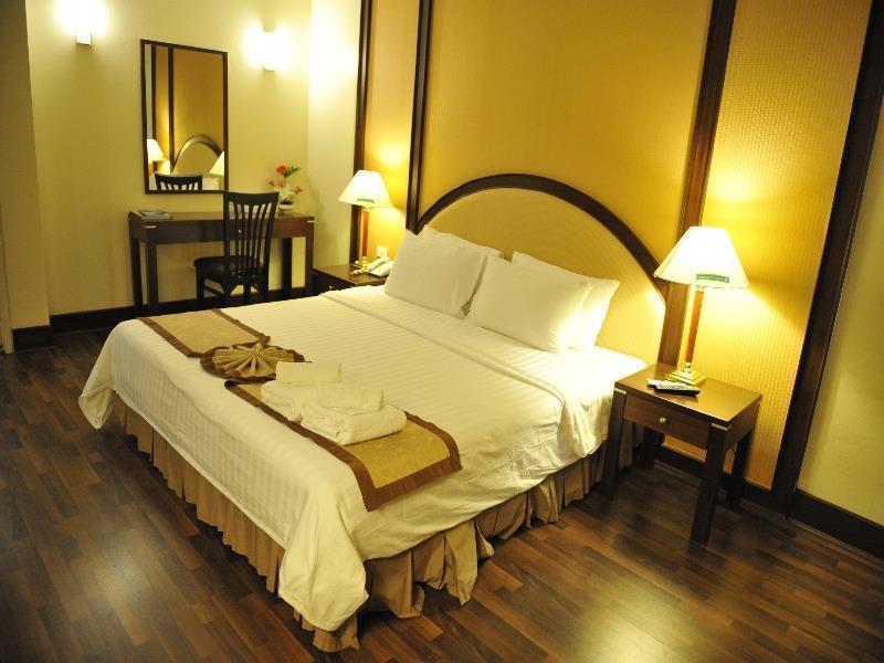 New Season Hotel Hat Yai Extérieur photo