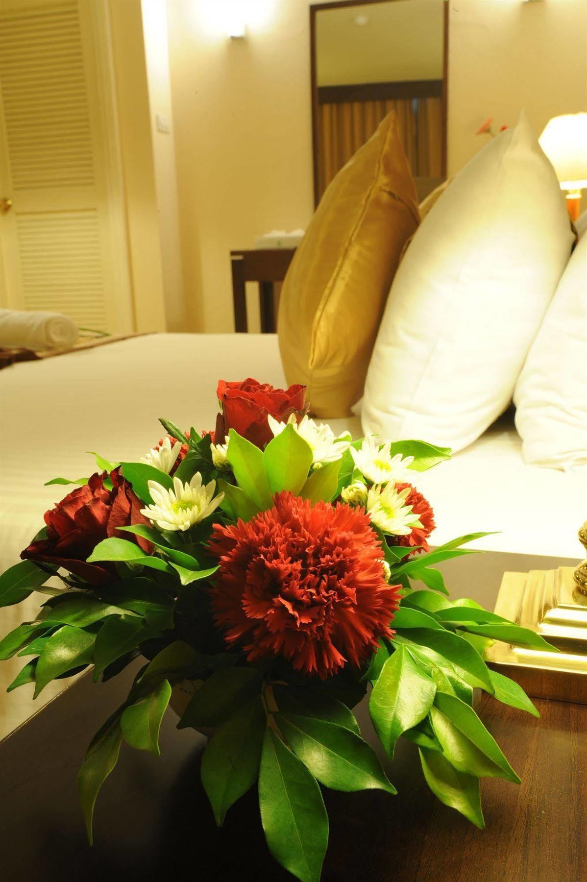 New Season Hotel Hat Yai Extérieur photo